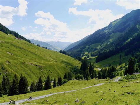 9 Reasons to visit The Austrian Alps in Summer | The Travelista