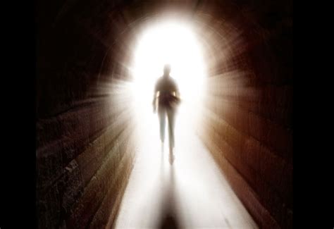 Paranormal Searchers: Near-Death Experiences: Glimpses of the Afterlife