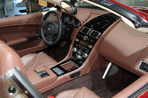 World Car Wallpapers: Aston martin dbs interior