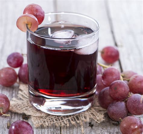 Does Grape Juice Offer the Same Benefits as Red Wine? - Lakeland ...