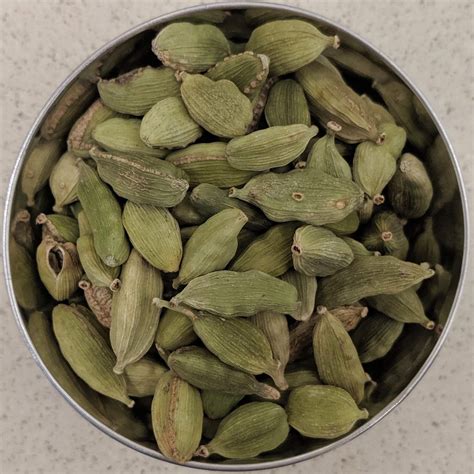 Cardamom Pods Green - Spice Mountain