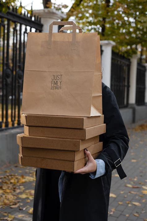 Stack of takeaway packaging and pizza boxes in 2024 | Food delivery ...