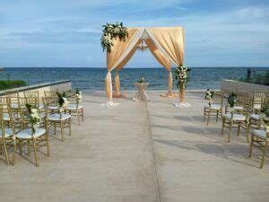 Dreams Jade Riviera Cancun Wedding - Mexico - Hola Weddings