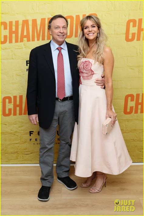 Photo: woody harrelson kaitlin olson more stars champions premiere 49 ...