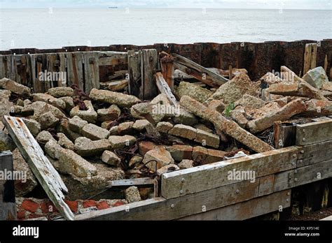 Effects of coastal erosion Stock Photo - Alamy