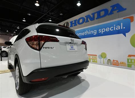 Honda recalls over 114K vehicles for rear camera error, increased risk ...