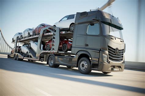 Semi-truck with car carrier trailer 3D model | CGTrader