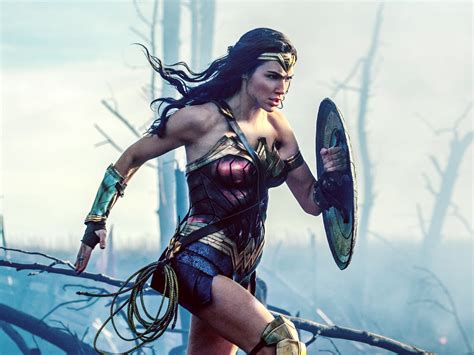 'Wonder Woman' and the Importance of the Female Hero Moment | WIRED