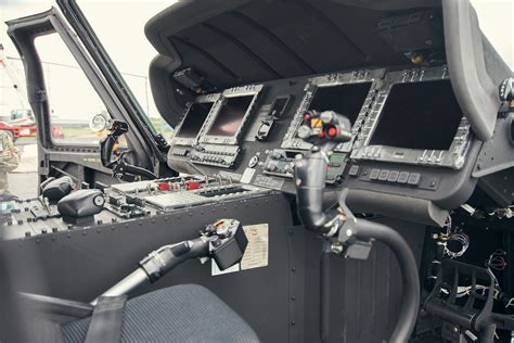 Uh 60 Blackhawk Cockpit