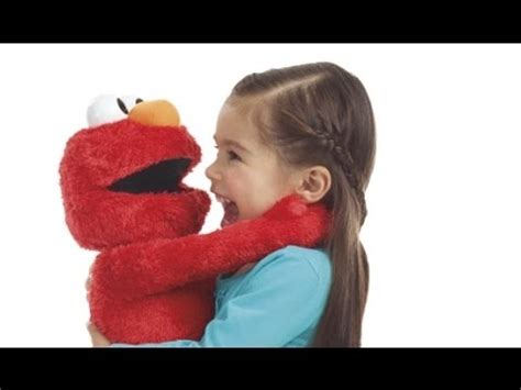 Hugging Elmo | Check Out Big Hugs Elmo - YouTube