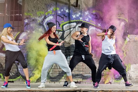 8 Websites To Learn Hip Hop Dance Lessons Online (Free And Paid) - CMUSE