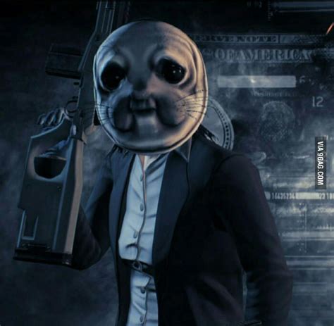 I just started playing Payday 2 and found this mask I lol'd very hard ...