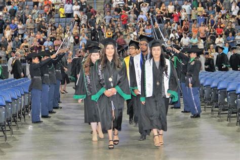 Kaiser High School students enjoy graduation ceremony; see photos ...