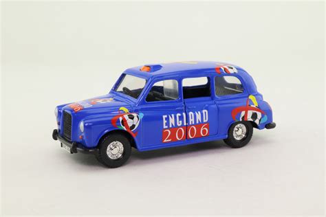 Corgi 58006; Austin FX4 Taxi; 2006 World Cup; England Bid 130050