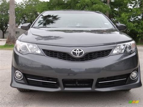 Magnetic Gray Metallic 2013 Toyota Camry SE Exterior Photo #81575743 ...