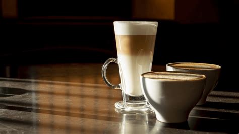 Starbucks macchiato vs latte - starbmag