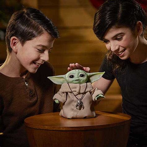 Star Wars Animatronic Baby Yoda with Over 25 Sound and Motion ...