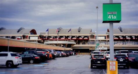 PIT Airport Guide for Families | Tips for Navigating Pittsburgh ...