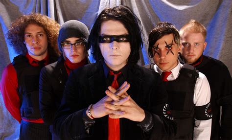 MY CHEMICAL ROMANCE'S 'THREE CHEERS FOR SWEET REVENGE' RE-ENTERS ...