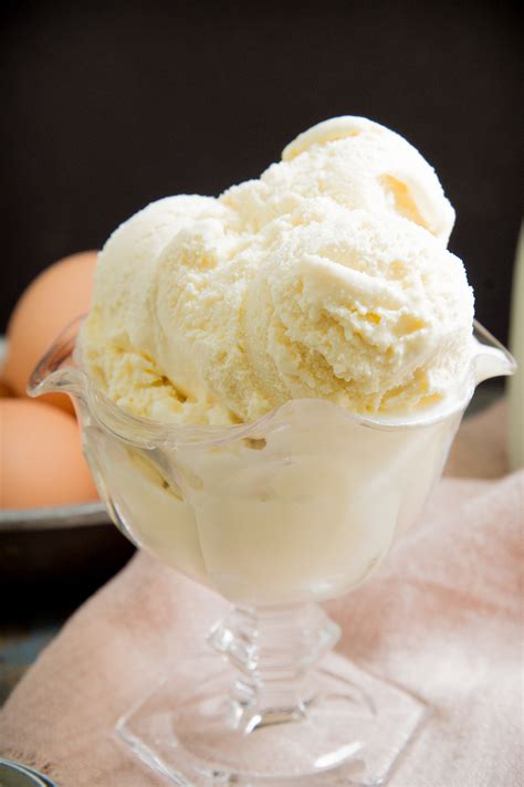 Cuisinart Vanilla Ice Cream Recipe : This Cuisinart Ice Cream Maker Is ...