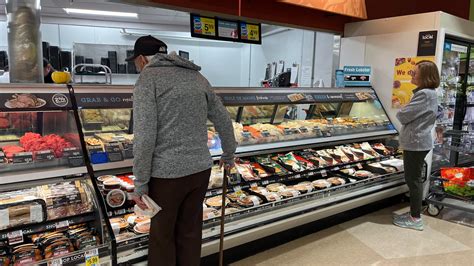 Hannaford Supermarkets offering new seafood guide in 6 languages ...