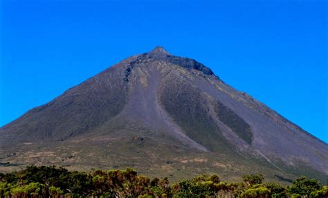 Top 10 things to see and do in the volcanic Azores archipelago: Sao ...