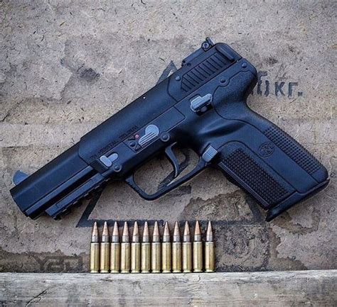 FN HERSTAL | Guns, Guns and ammo, Pistol