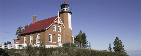 The Eagle Harbor Lighthouse – Keweenaw County Historical Society ...