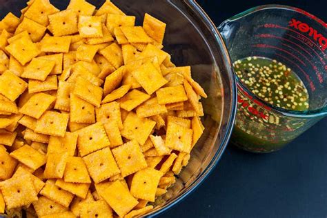 Firecracker Cheez-Itz | Recipe | Ranch crackers recipe, Spicy ranch ...