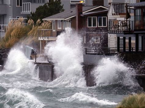 Washington state braces for 2nd storm, 1 day after deadly winds and ...