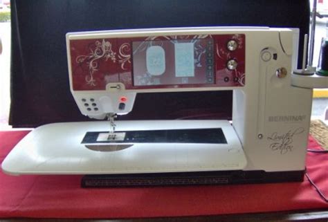 BERNINA 830 LE Review | Sewing Insight