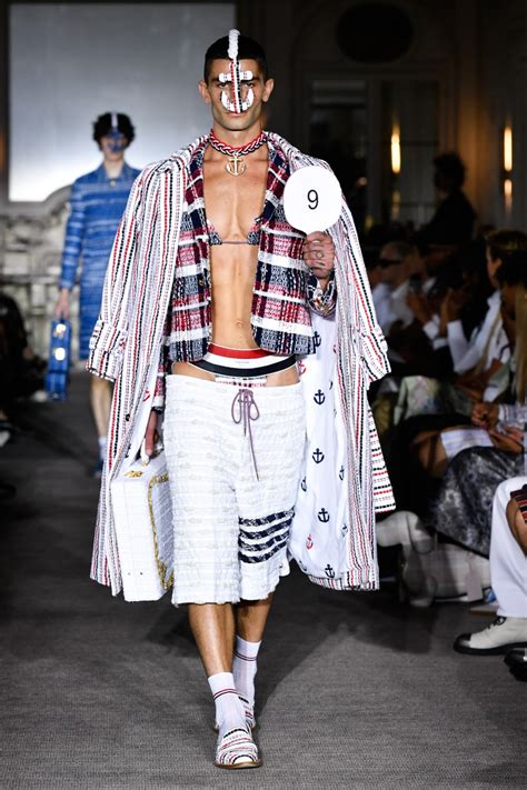 Men’s Spring 2023 Fashion Trend: Skin Show [PHOTOS] – WWD