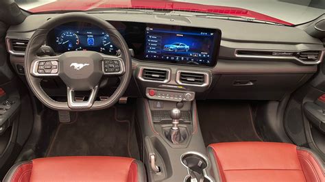 Getting in sync with the 2024 Ford Mustang’s digital screens