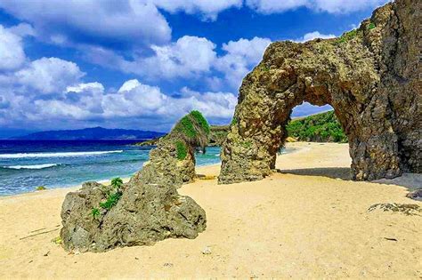 BATANES TOURIST SPOTS + TRAVEL GUIDE | HOTELS