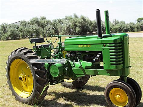 1951 Vintage Antique John Deere G, Good Running Restored Tractor.