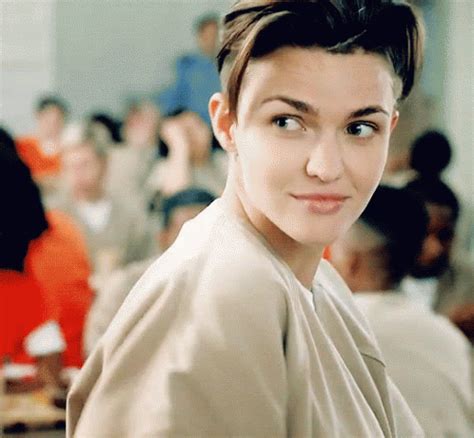 Wink Eye GIF - Wink Eye Oitnb - Discover & Share GIFs