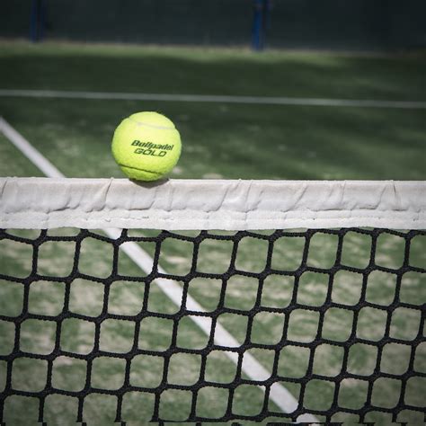 Top 5 Padel Ball Brands for Hard Court Players - PadelDen