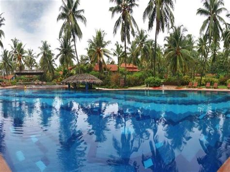 Best Price on Taj Holiday Village Resort & Spa, Goa in Goa + Reviews