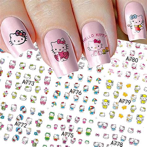 Hello Kitty Nail Art