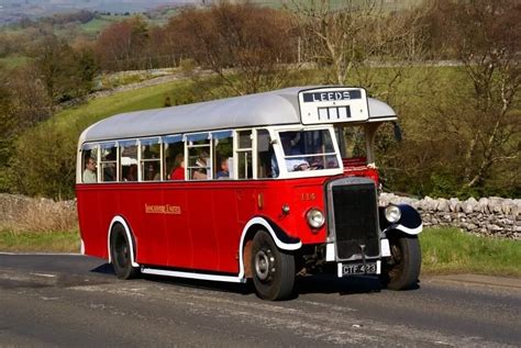 CLASSIC BUS , CLASSIC COACH, VINTAGE BUSES, - TRUCK-UK HISTORIC | Bus ...