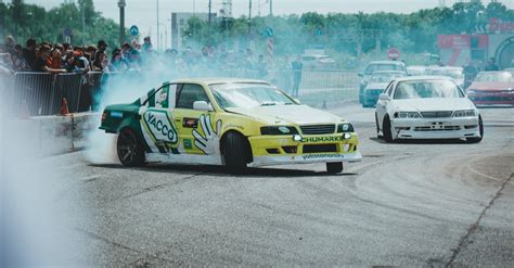 Cars Drifting in Competition · Free Stock Photo