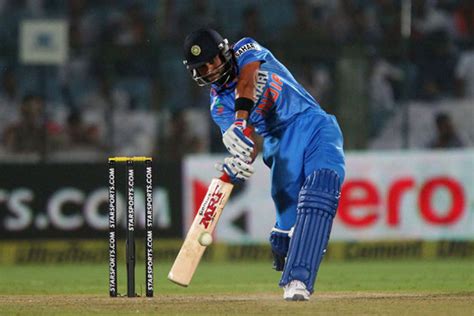 Virat Kohli Batting Style Images | Cricketer Pics