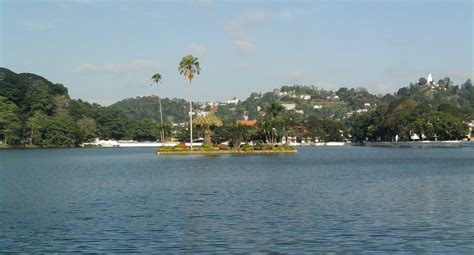 Kandy Lake In Sri Lanka - A Manmade Wonder In The Great City!