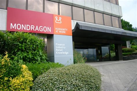 Mondragon University's collaborative research and knowledge transfer ...