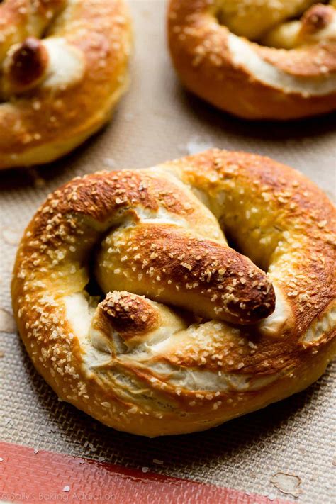 Easy Homemade Soft Pretzels + Video - Sallys Baking Addiction