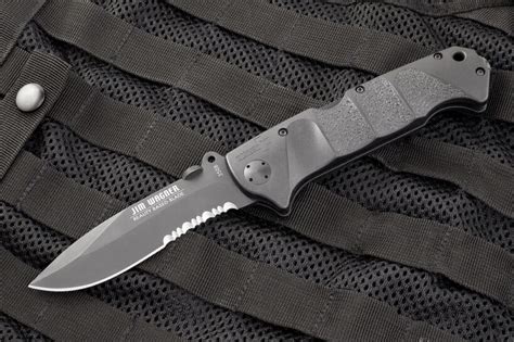 The Best Tactical Knives: What to Choose And Why