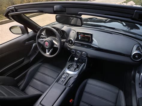 2020 FIAT 124 Spider: 86 Interior Photos | U.S. News