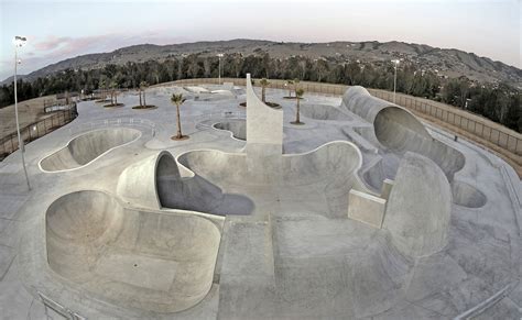 Skate park building - Builders Villa