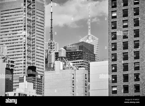 Black and white picture of New York City skyline, USA Stock Photo - Alamy