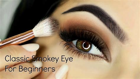 Smokey Eye Makeup With Pictures - Wavy Haircut